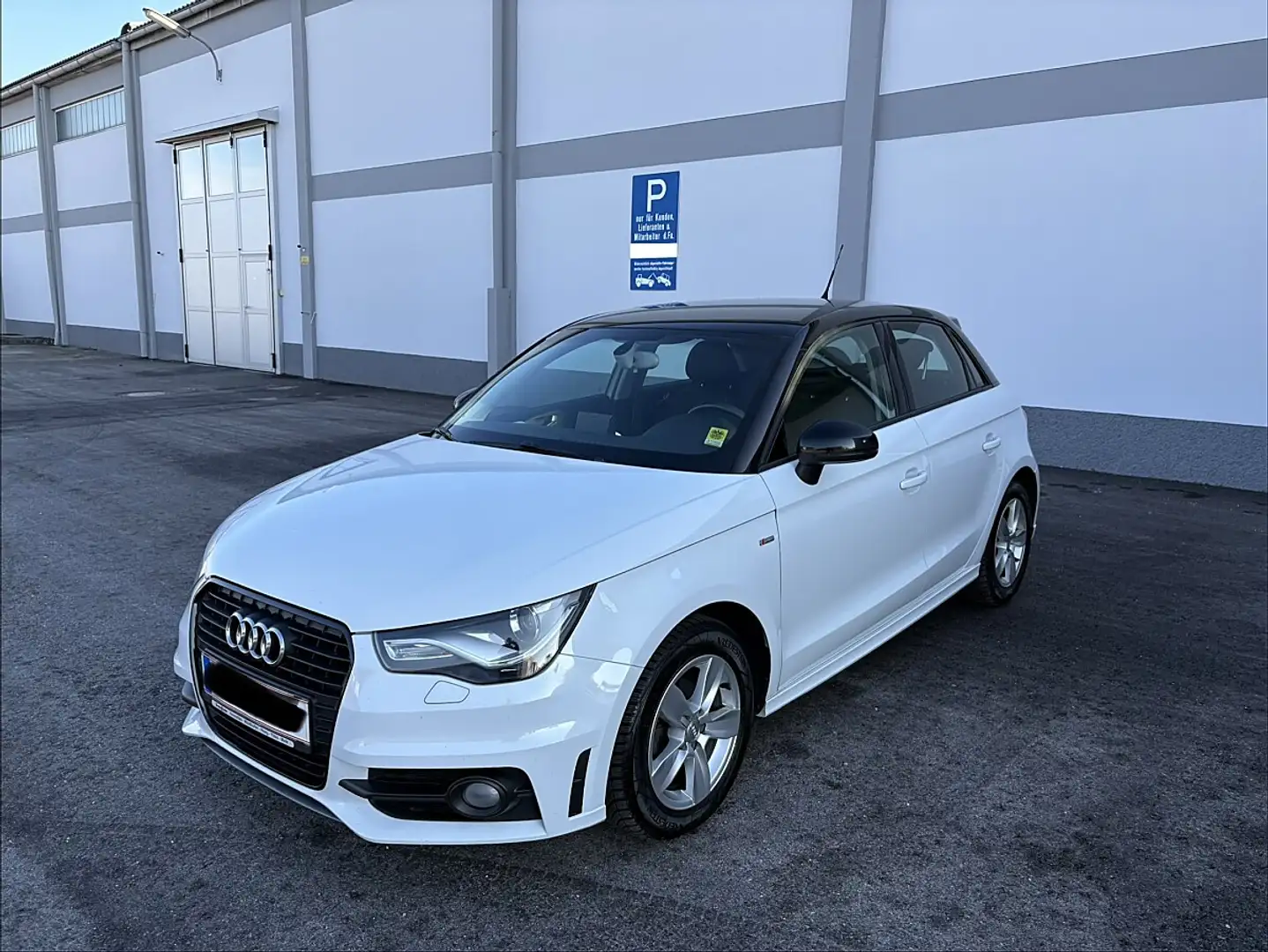 Audi A1 SB 1,6 TDI admired Weiß - 2