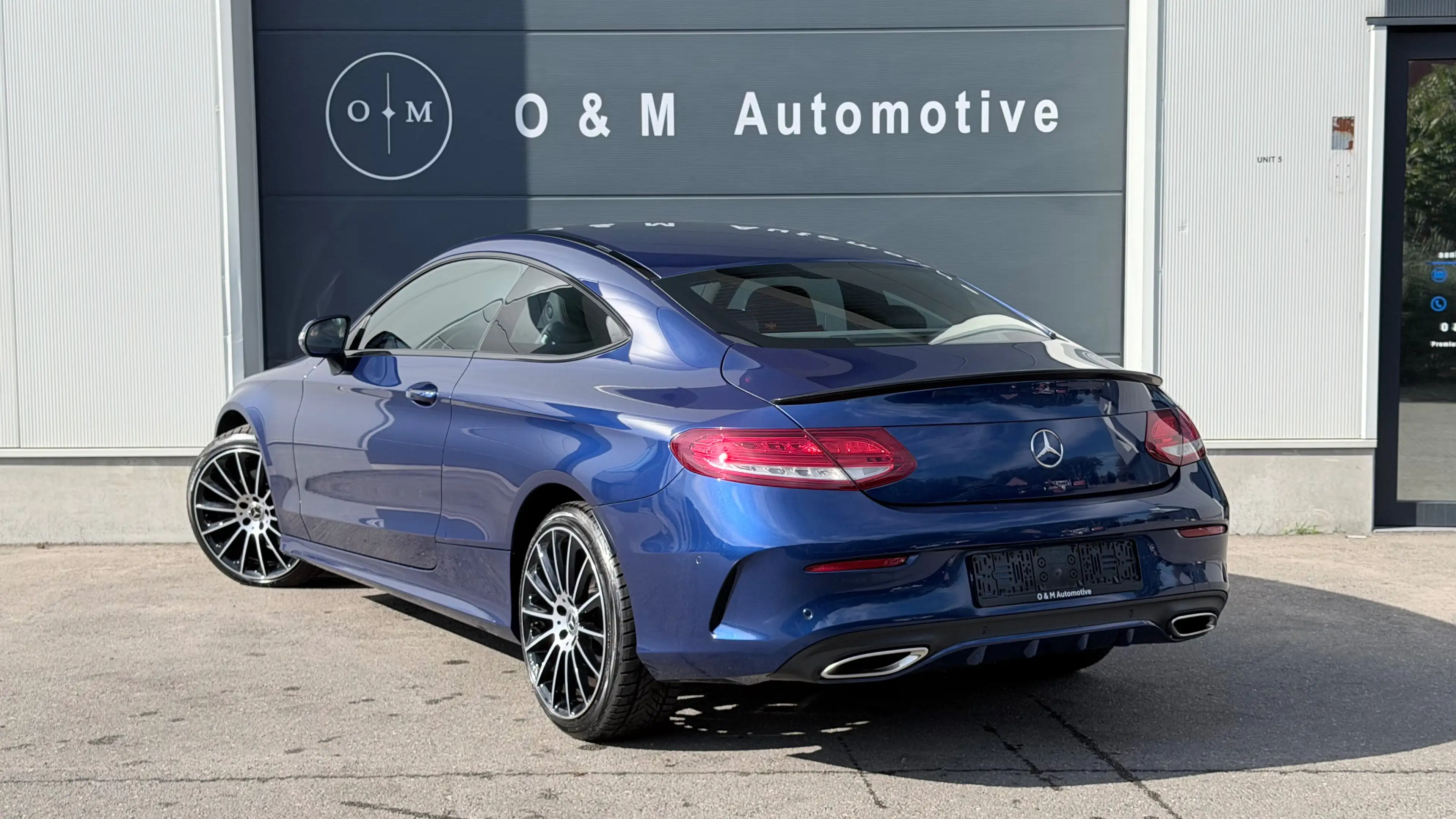 Mercedes-Benz C 180 C 180 Coupe AMG Pack /19" wielen/ Camera / Leder — photo 2