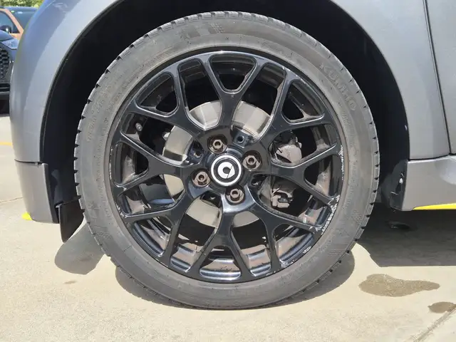 Smart Fortwo view 12