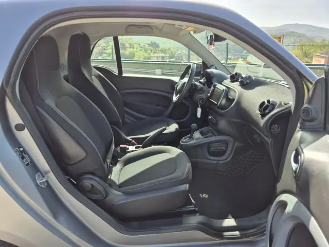 Smart Fortwo view 8