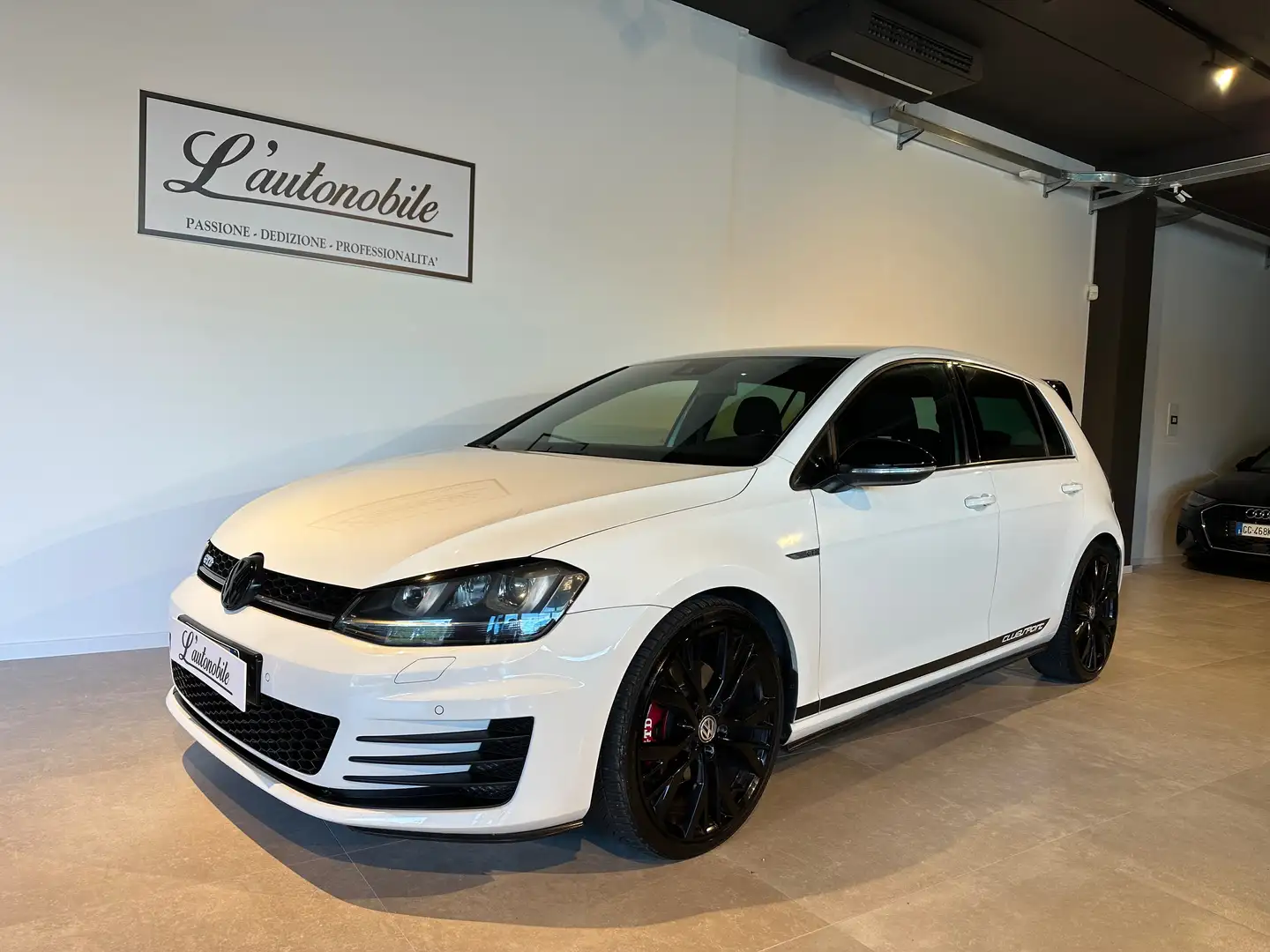 Volkswagen Golf GTD 2.0 diesel 184cv DSG CarPlay Blanc - 1