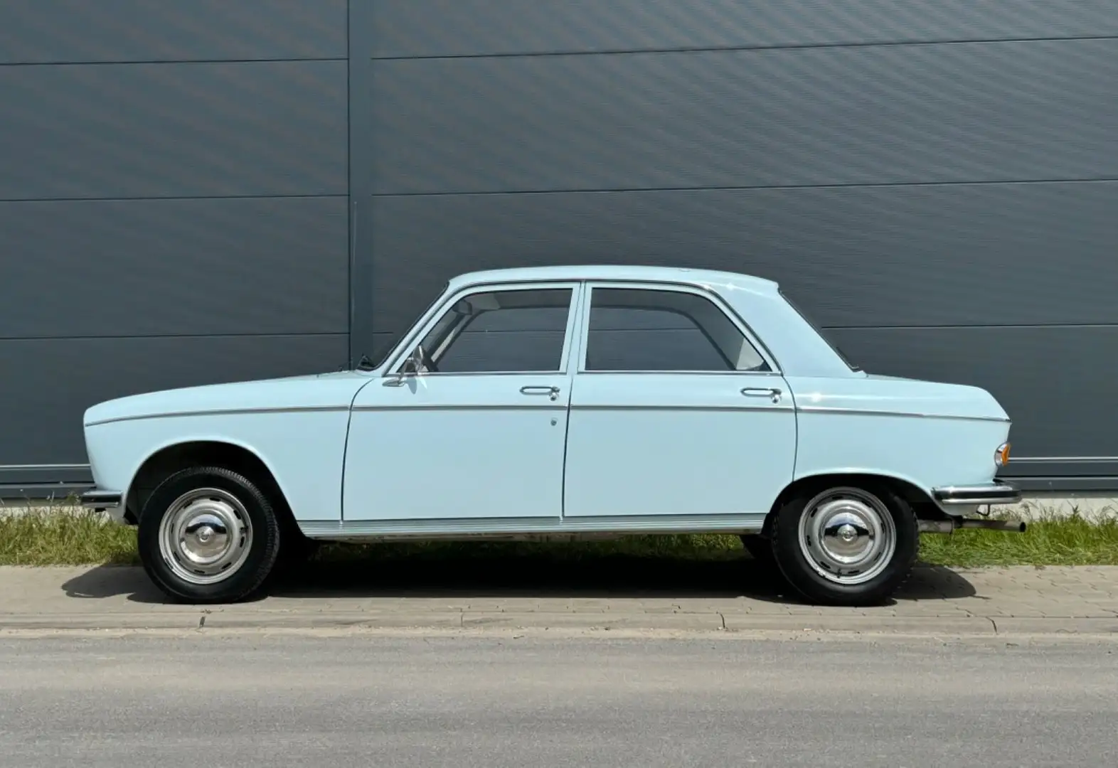 Peugeot 204 Original nicht restauriert 1er Lack 30tkm Blue - 2