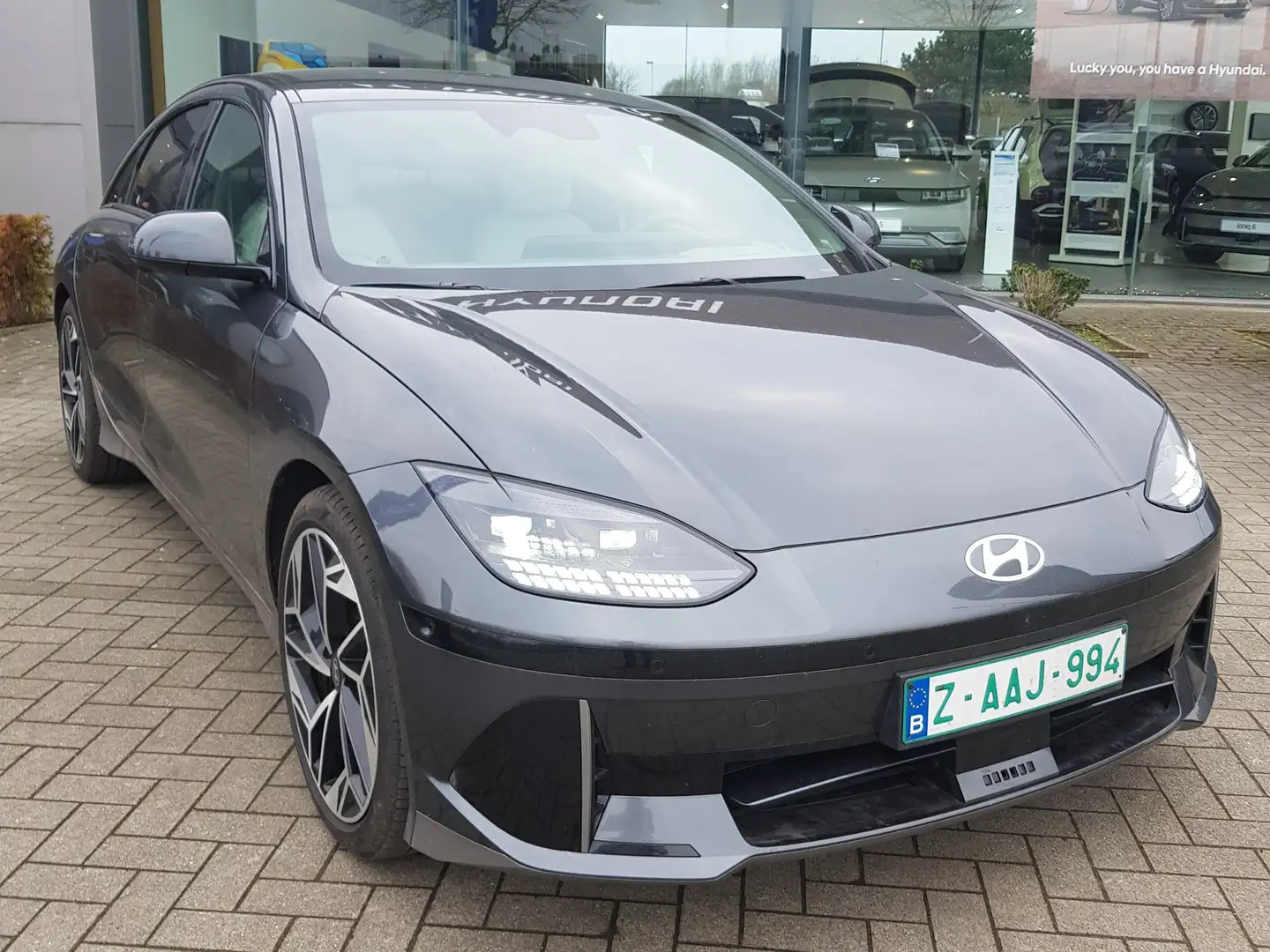 Hyundai IONIQ 6 77.4 kWh Balance DEMO Gris - 1