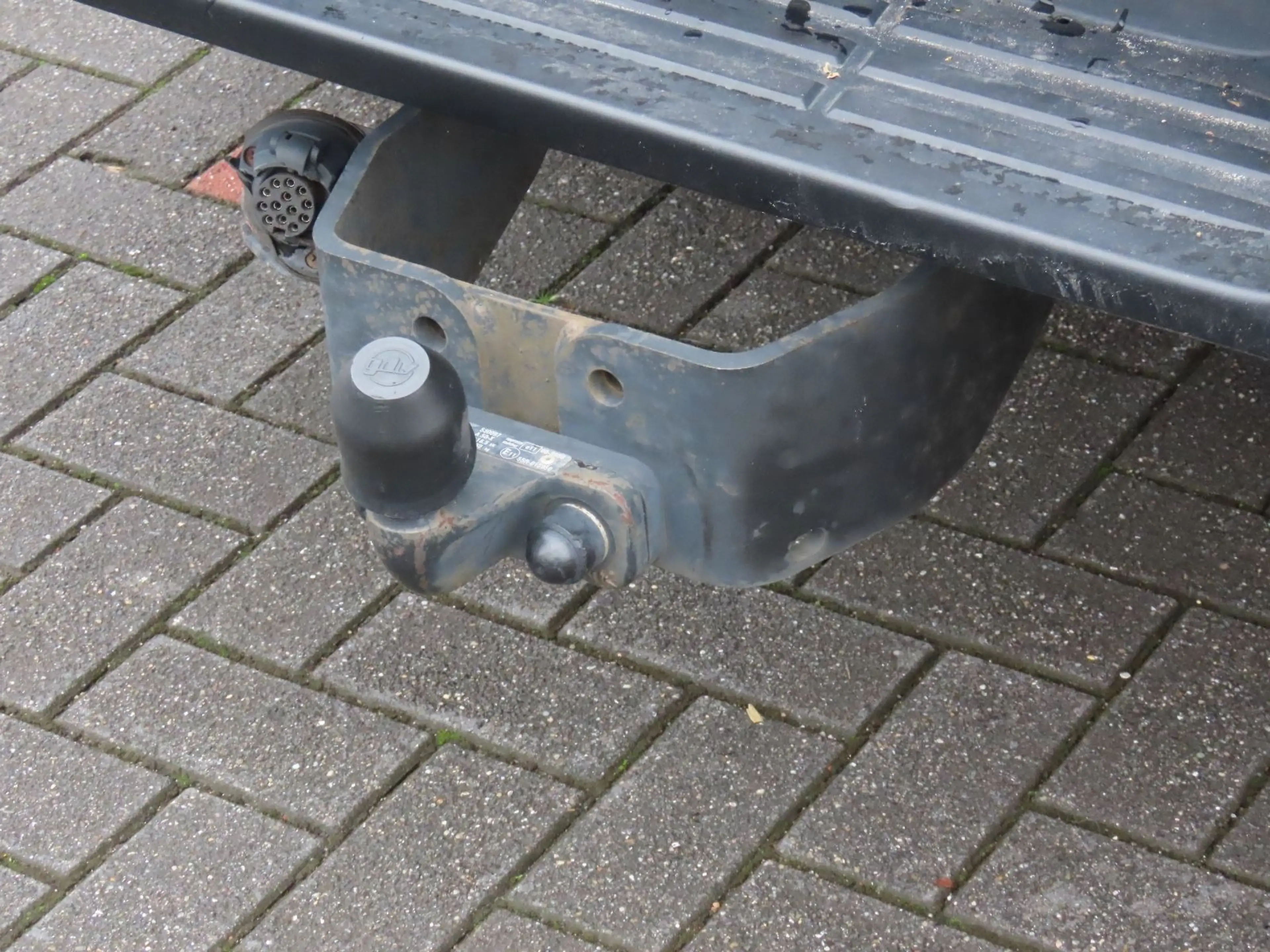 Toyota Hilux 2.4 D-4D-F Double Cab 4x4 Euro 6 — photo 9