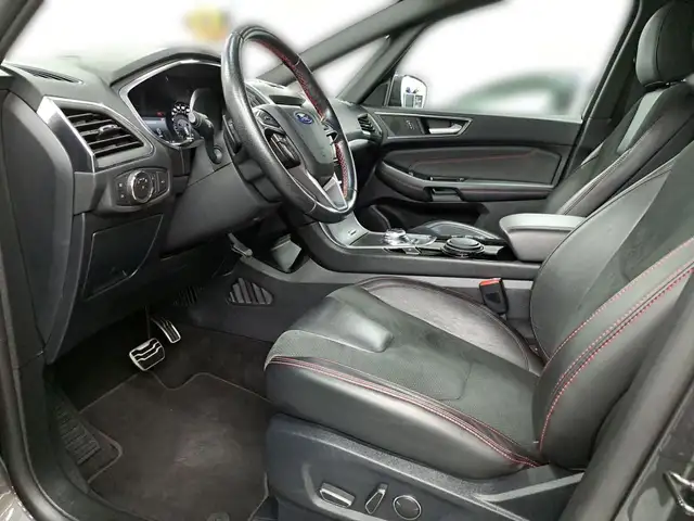 Ford S-Max view 10