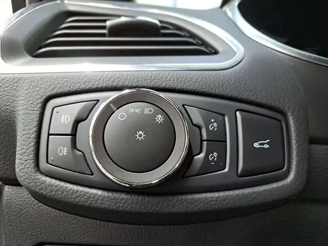 Ford S-Max view 12