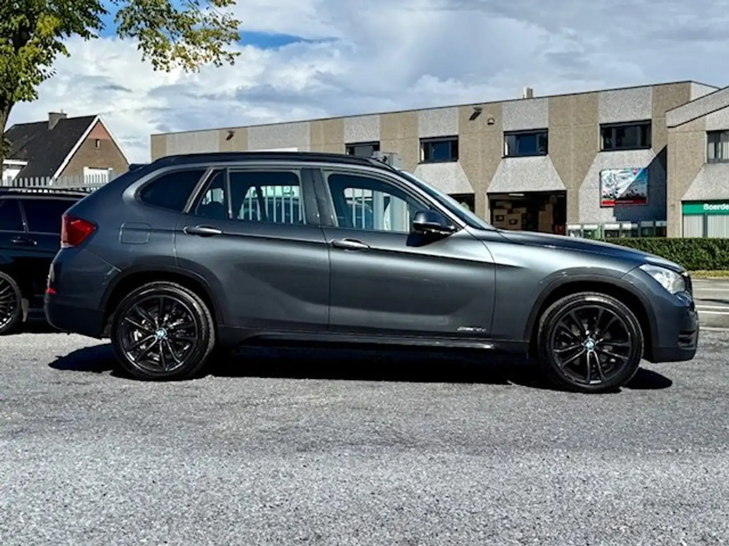 BMW X1 X1 2.0d Sport Line Xenon Alu Pdc Carpass Noir - 2