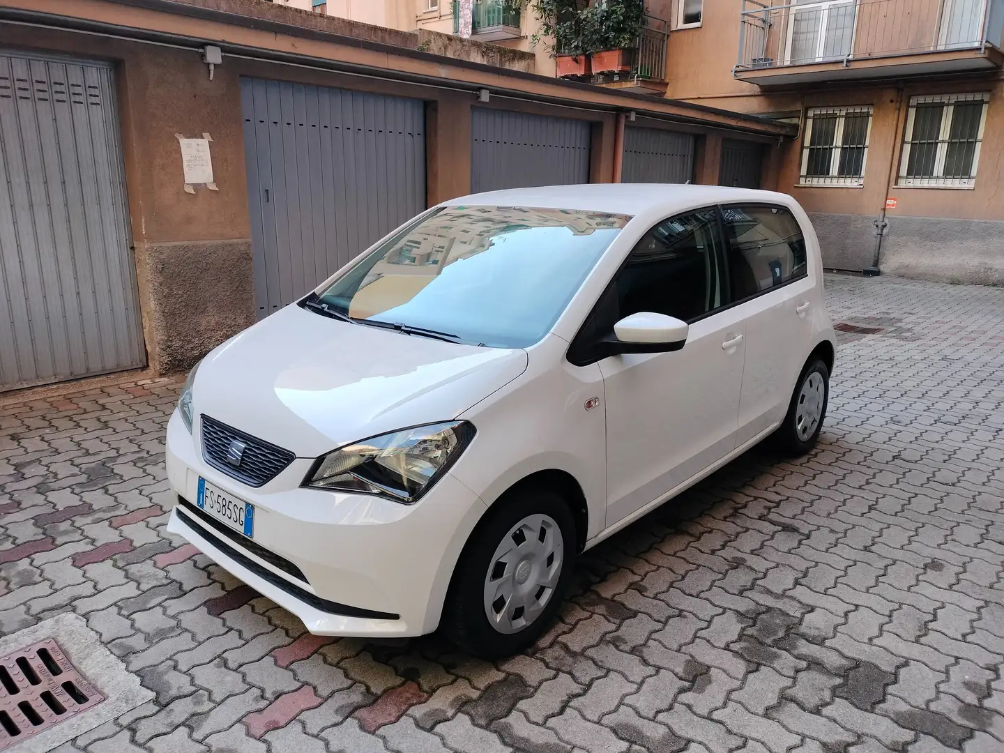 SEAT Mii Mii 5p 1.0 ecofuel Style s/radio 68cv Bianco - 1