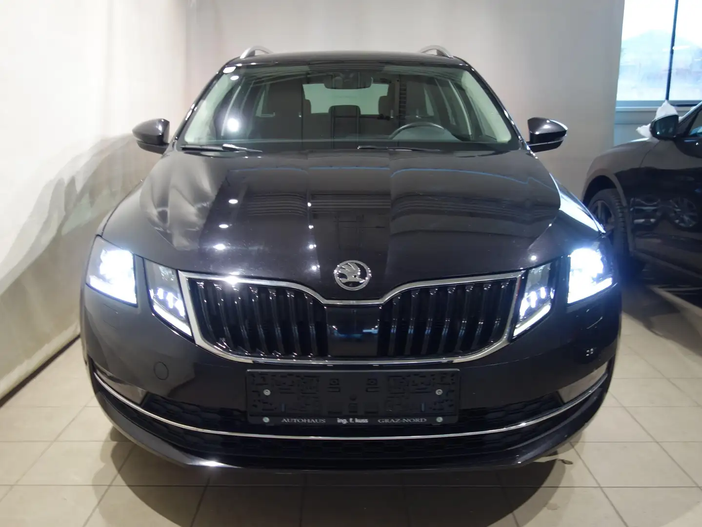 Skoda Octavia Combi Style Limited TDI Noir - 2