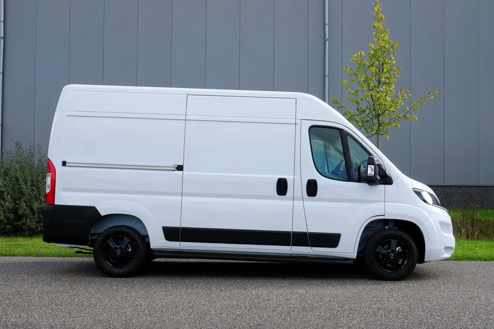 Fiat Ducato 35 2.2 MultiJet L2H2 140pk |Digitaal dashboard |Gr Blanc - 2