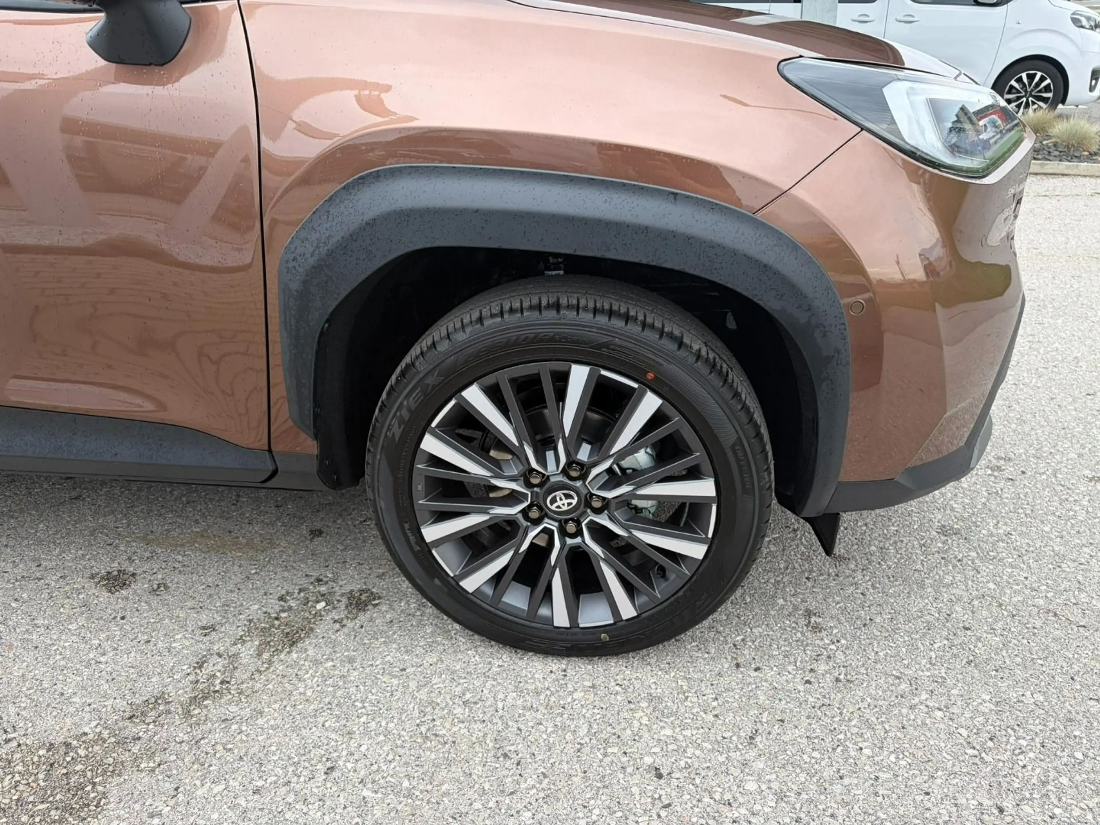 Toyota Yaris Cross Lounge 1,5 VVT-i Hybrid — photo 4