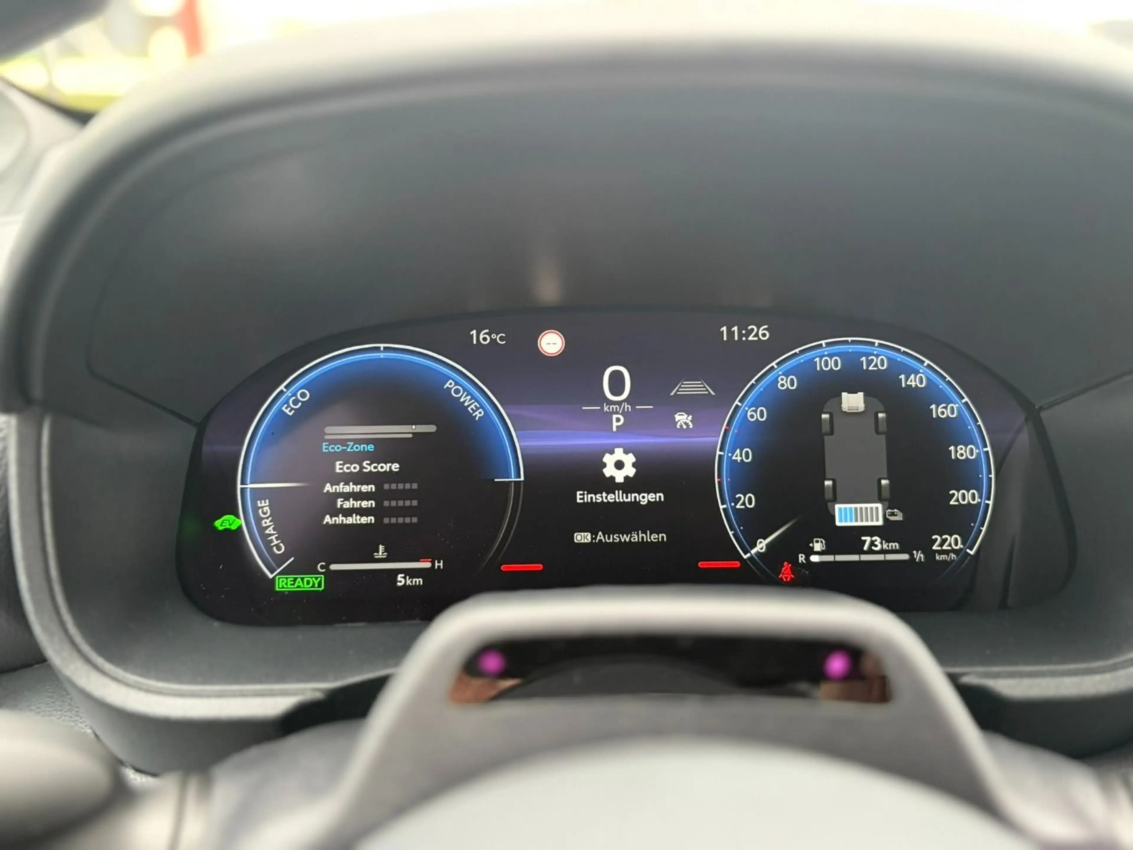 Toyota Yaris Cross Lounge 1,5 VVT-i Hybrid — photo 15