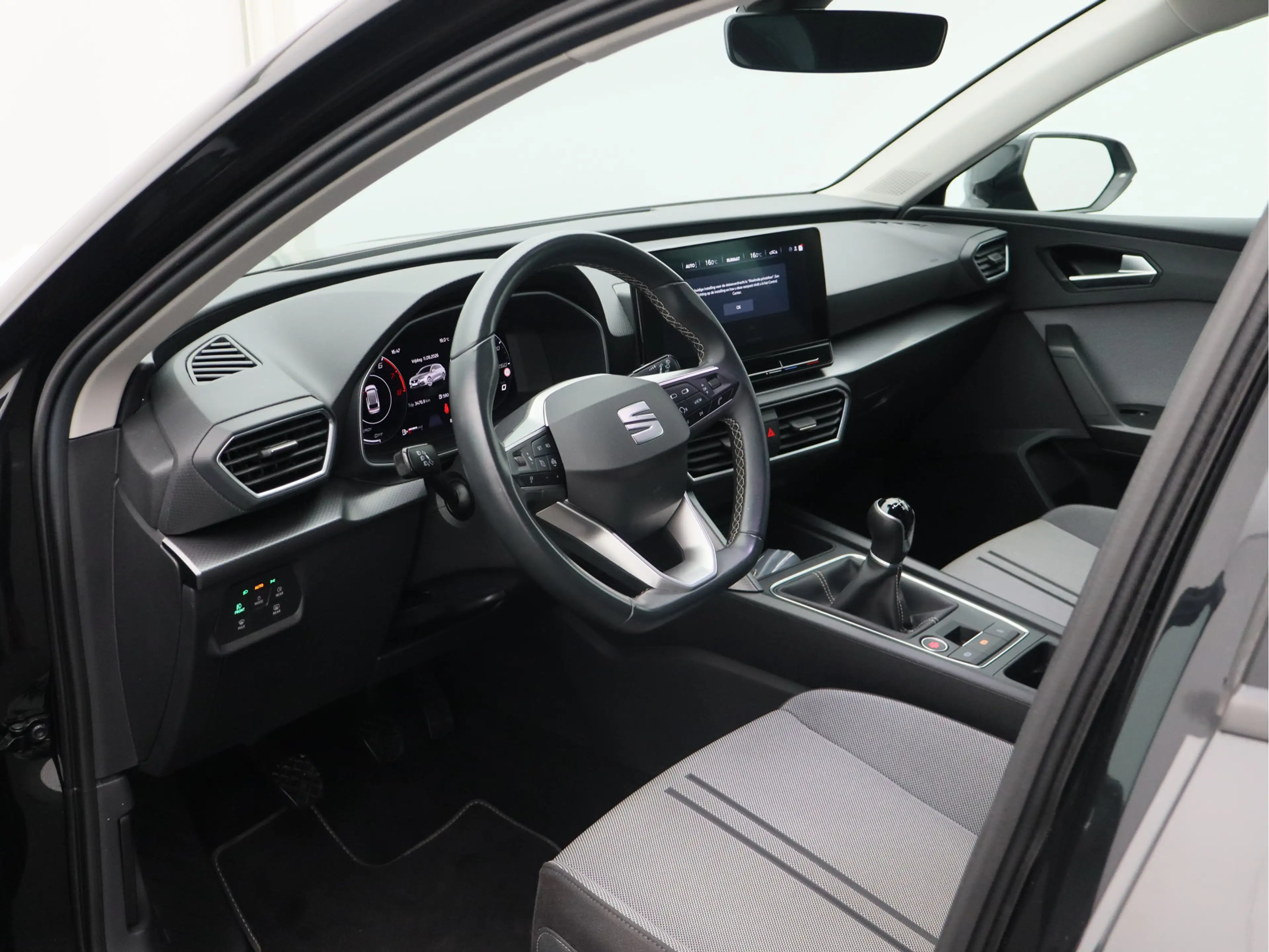 SEAT Leon Sportstourer 1.0 TSI Style Business Intense/ compl — photo 11