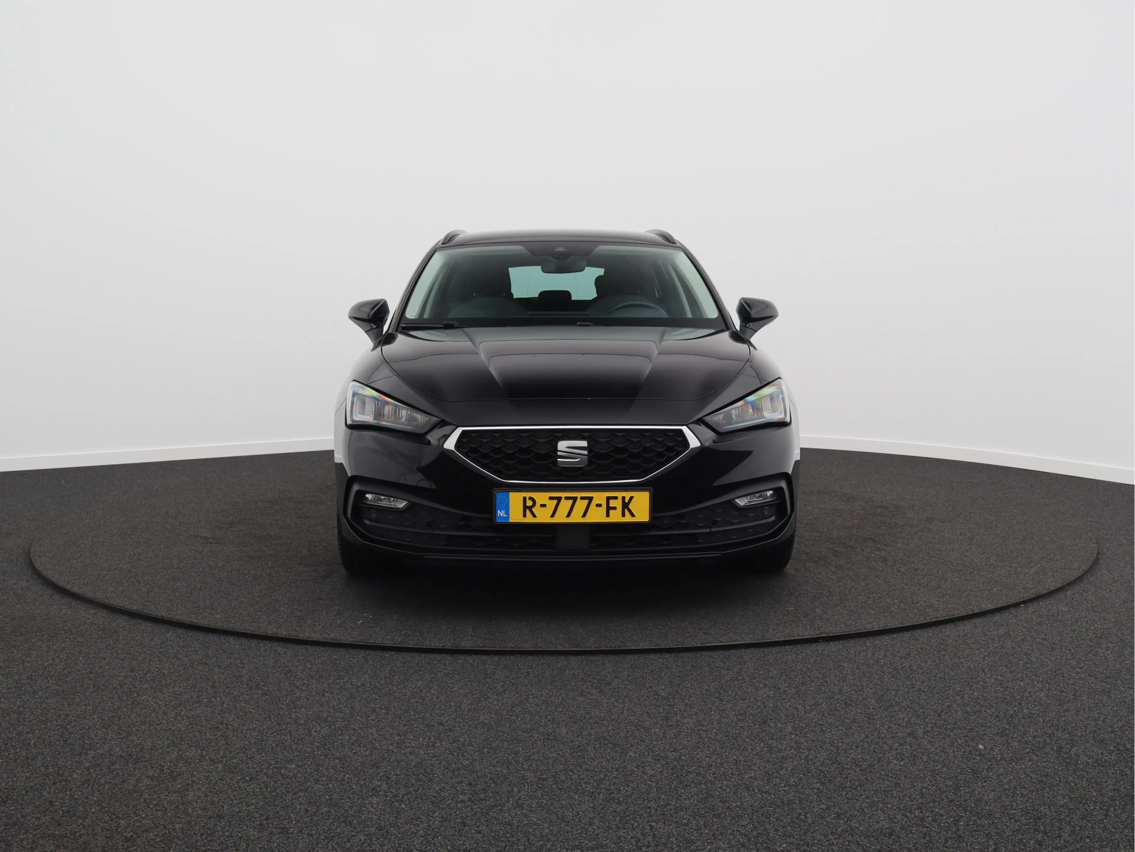 SEAT Leon Sportstourer 1.0 TSI Style Business Intense/ compl — photo 26