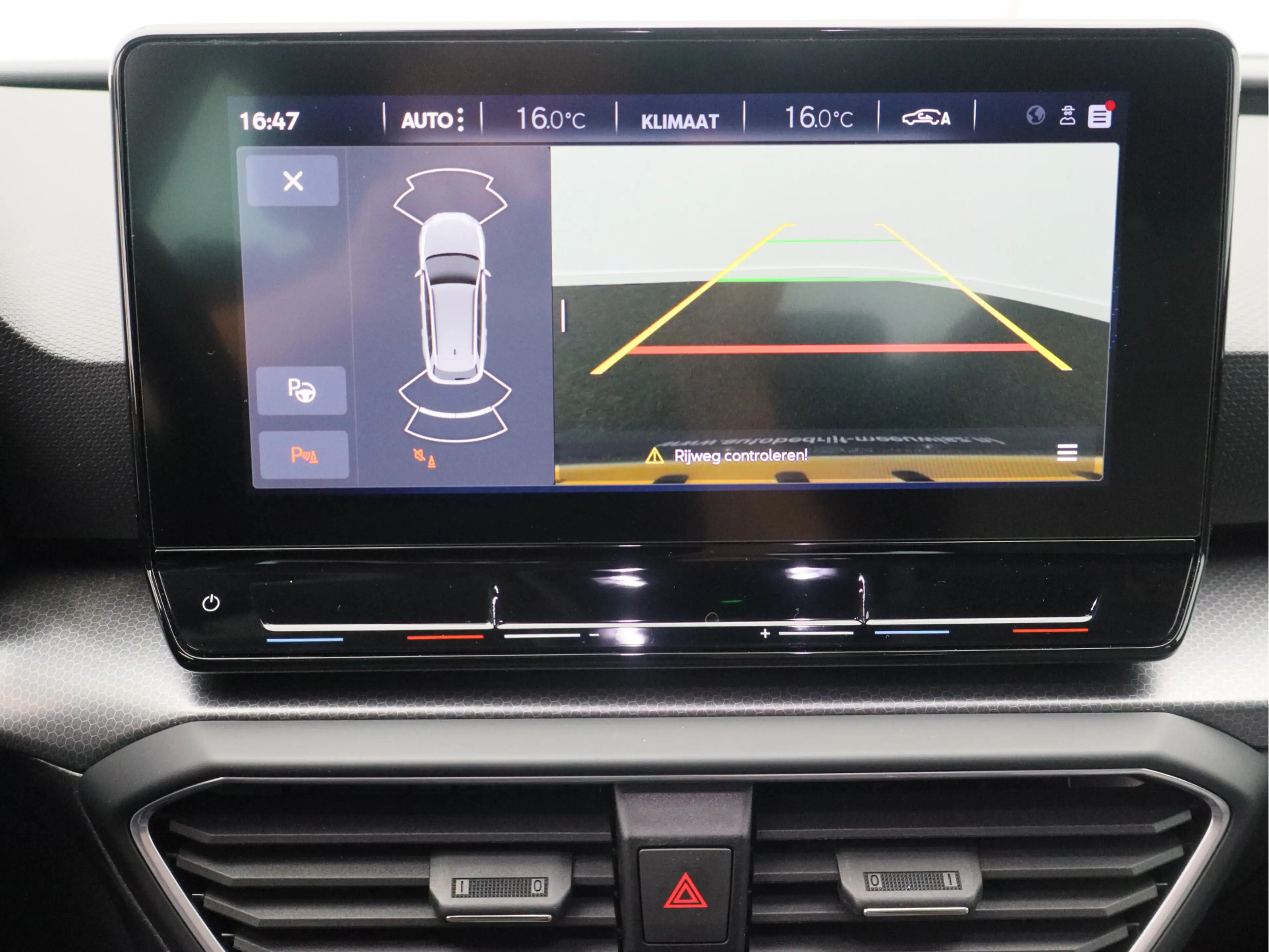 SEAT Leon Sportstourer 1.0 TSI Style Business Intense/ compl — photo 3