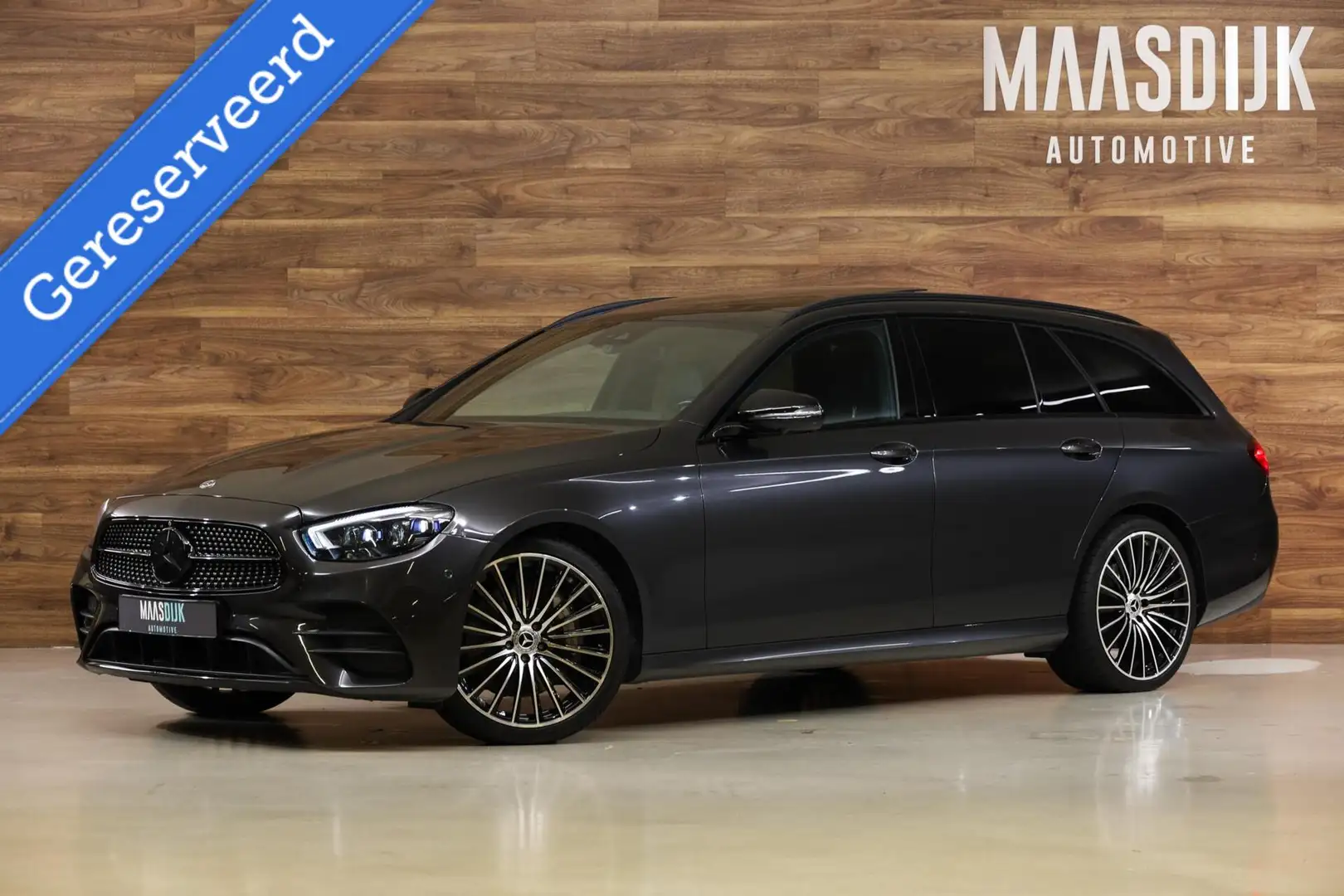 Mercedes-Benz E 300 Estate 300e AMG Line Grijs - 1