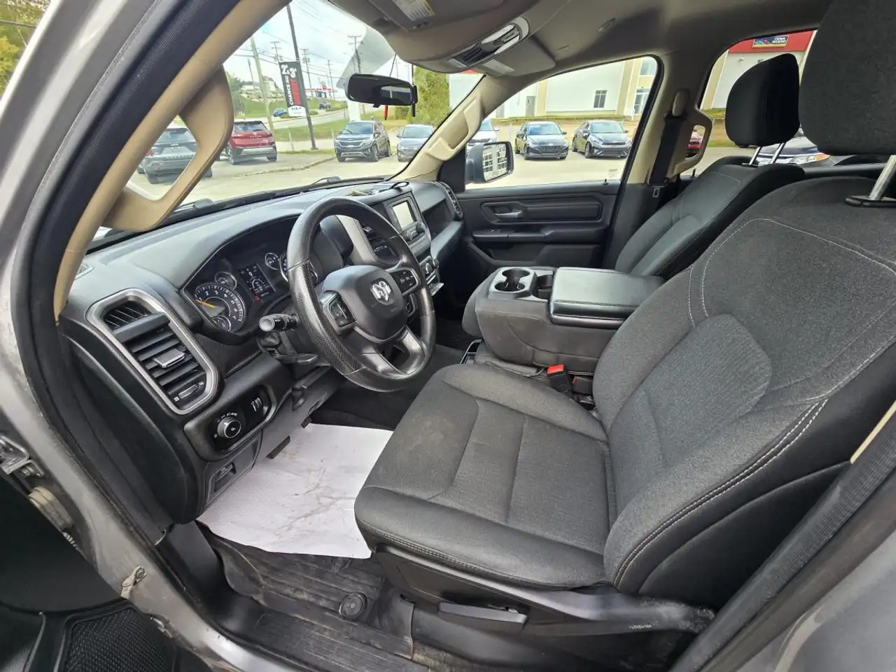 RAM 1500 снимка RAM 1500
