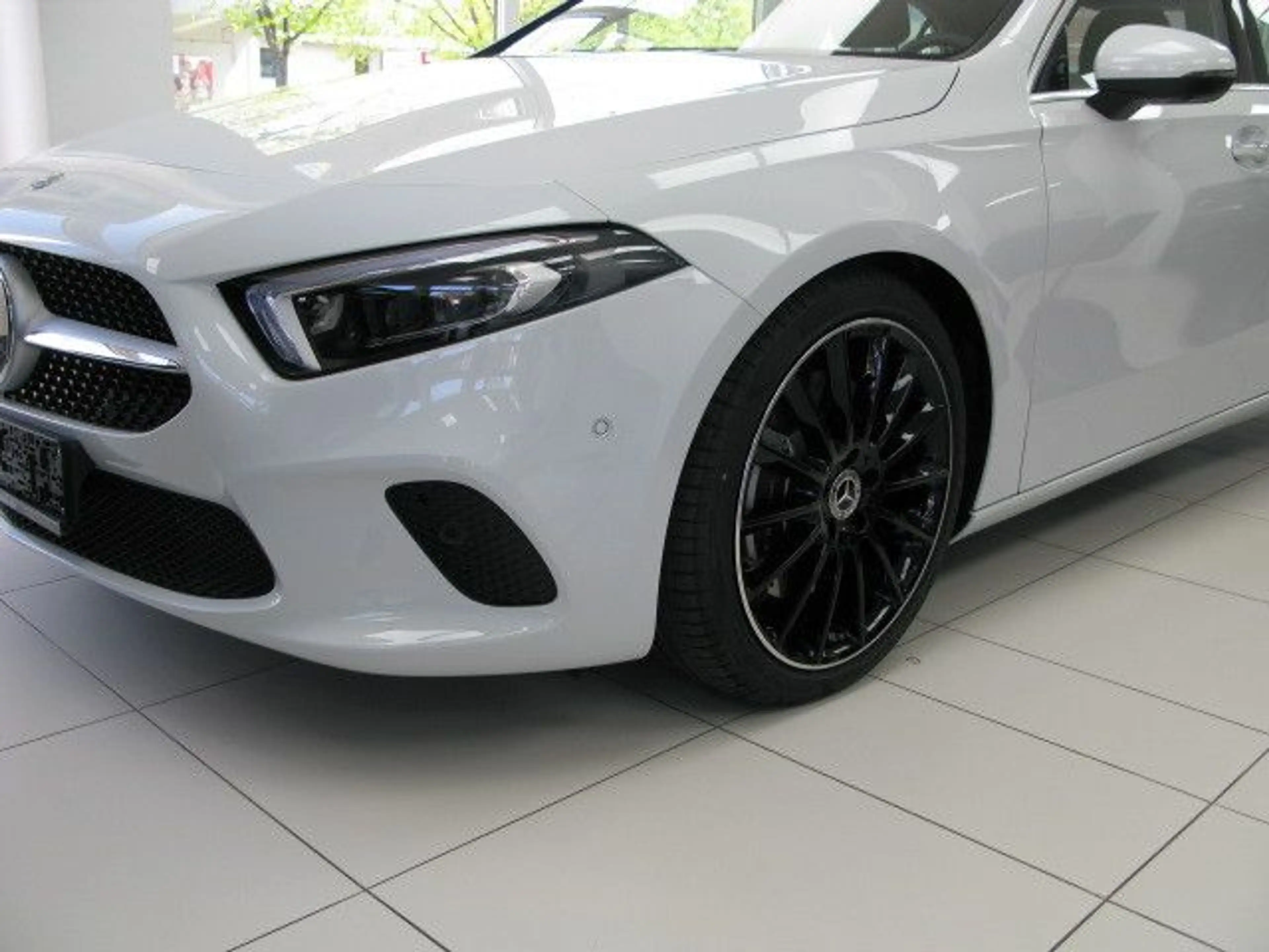 Mercedes-Benz A 250 4M. DCT*Panorama+AMG-19Zoll+UVPca.71000,-€ — photo 7