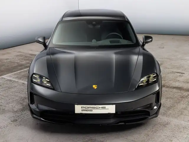 Porsche Taycan view 5