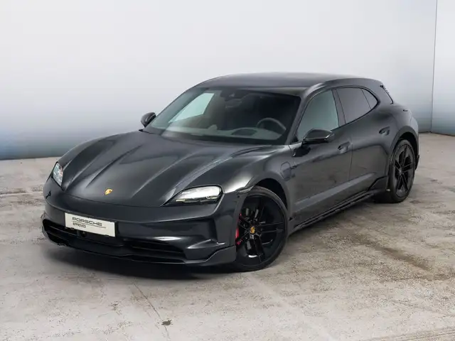 Porsche Taycan view 12
