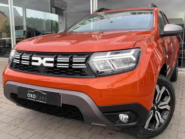 Dacia Duster 1.5 DCI Journey 116CV / GPS / Camera 360 / Clim Auto / Cruise / CarPlay  / LED / Sièges Chauffants / Attache Remorque