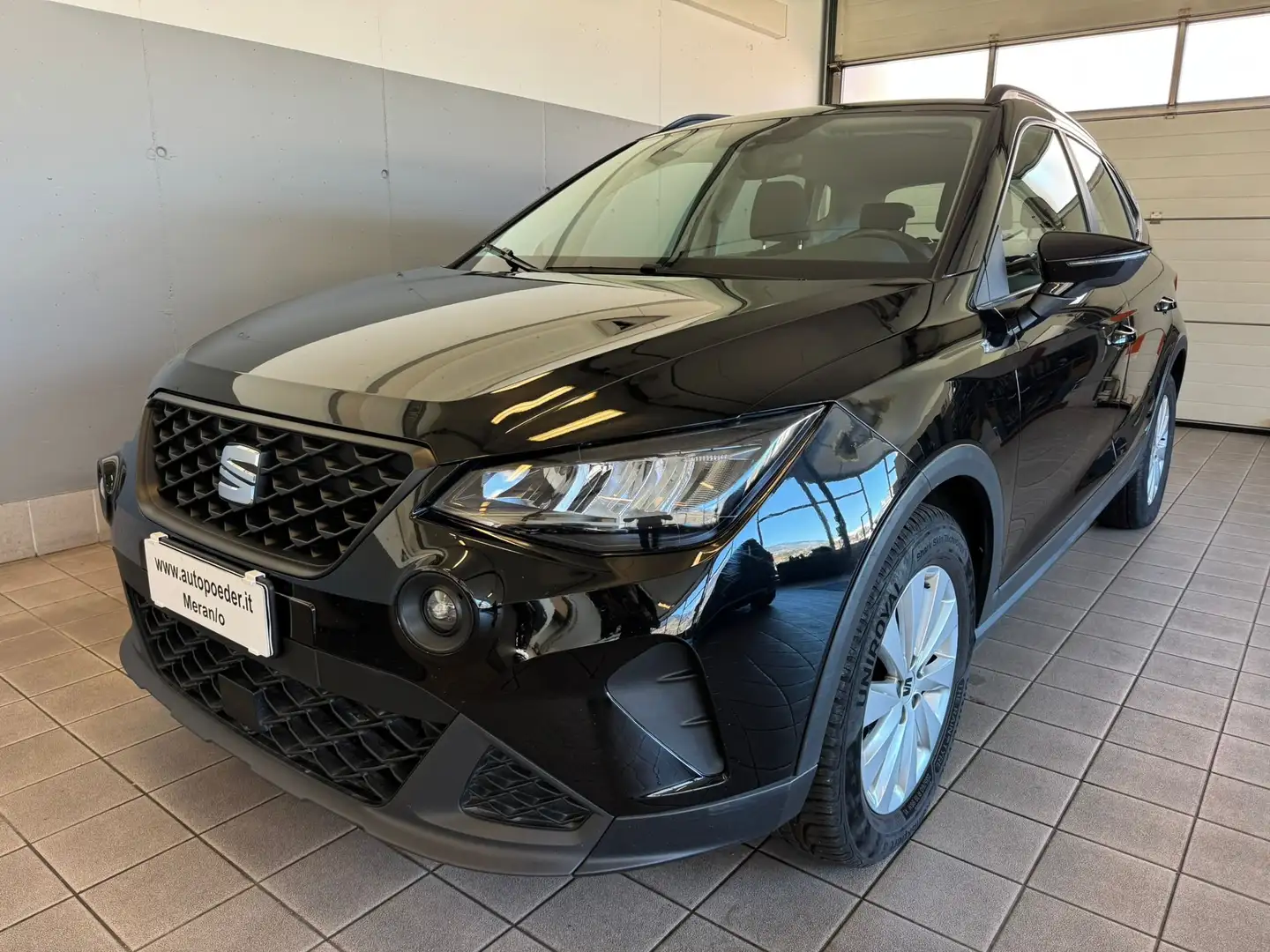 SEAT Arona Arona 1.0 ecotsi Style 110cv dsg Nero - 1