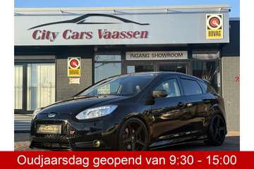 2.0 EcoBoost ST-3 307pk navi camera climate ctr le