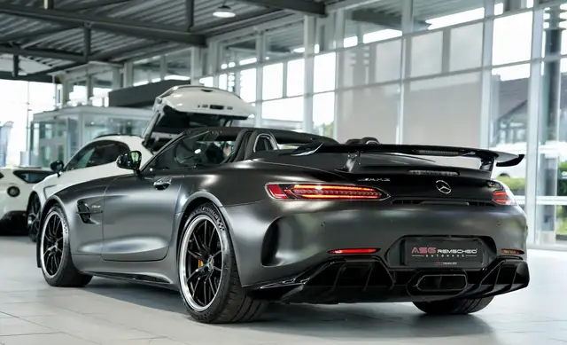 Mercedes-Benz Amg GT view 9