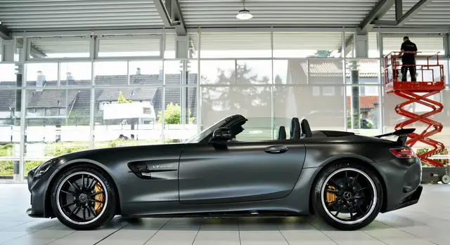 Mercedes-Benz Amg GT view 10