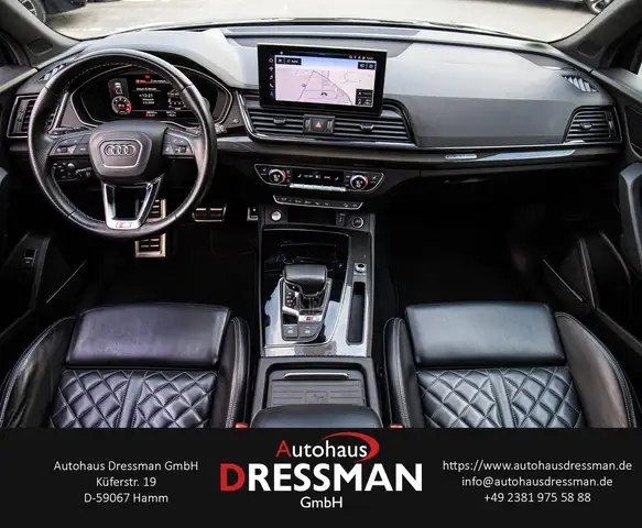 Audi SQ5 view 13