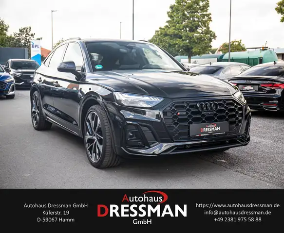 Audi SQ5 view 3