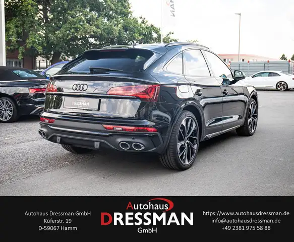Audi SQ5 view 4