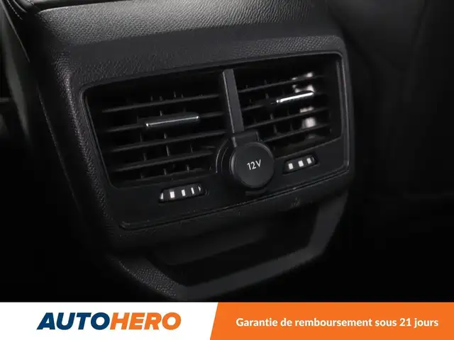Peugeot 3008 view 14