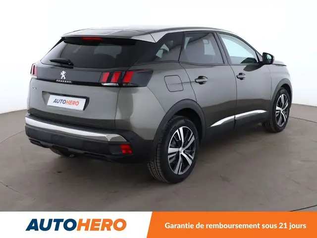 Peugeot 3008 view 6