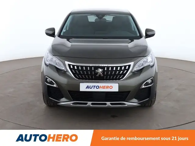 Peugeot 3008 view 9