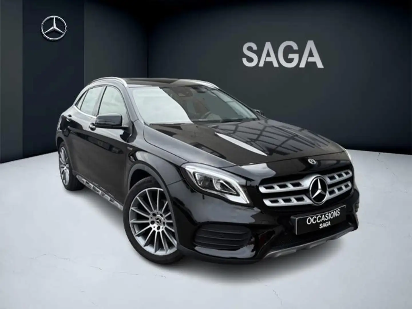 Mercedes-Benz GLA 180 180 AMG Line Negro - 2