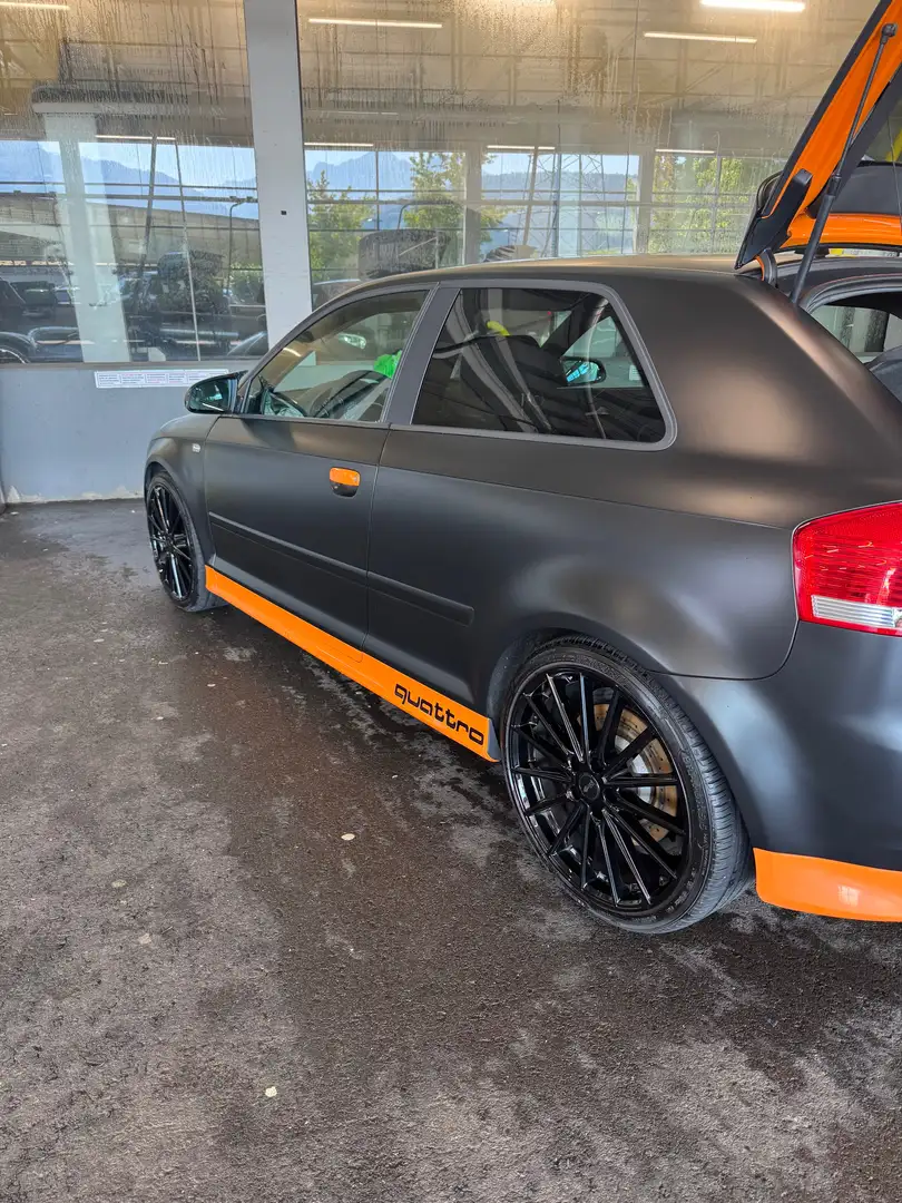 Audi S3 A3 S3 quattro Schwarz - 2