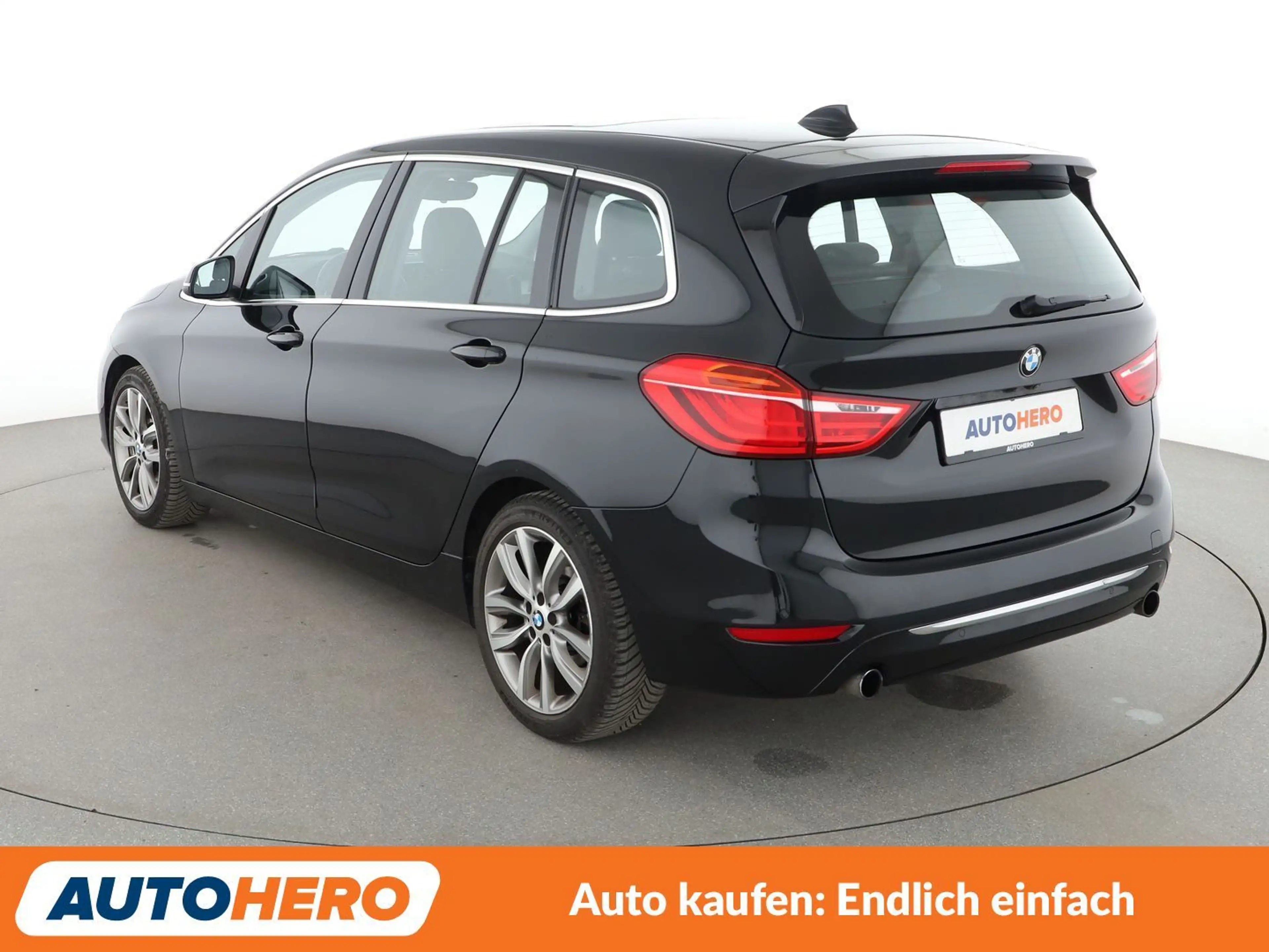 BMW 220 220i Gran Tourer Luxury Line Aut.*NAVI*LED*TEMPO* — photo 4