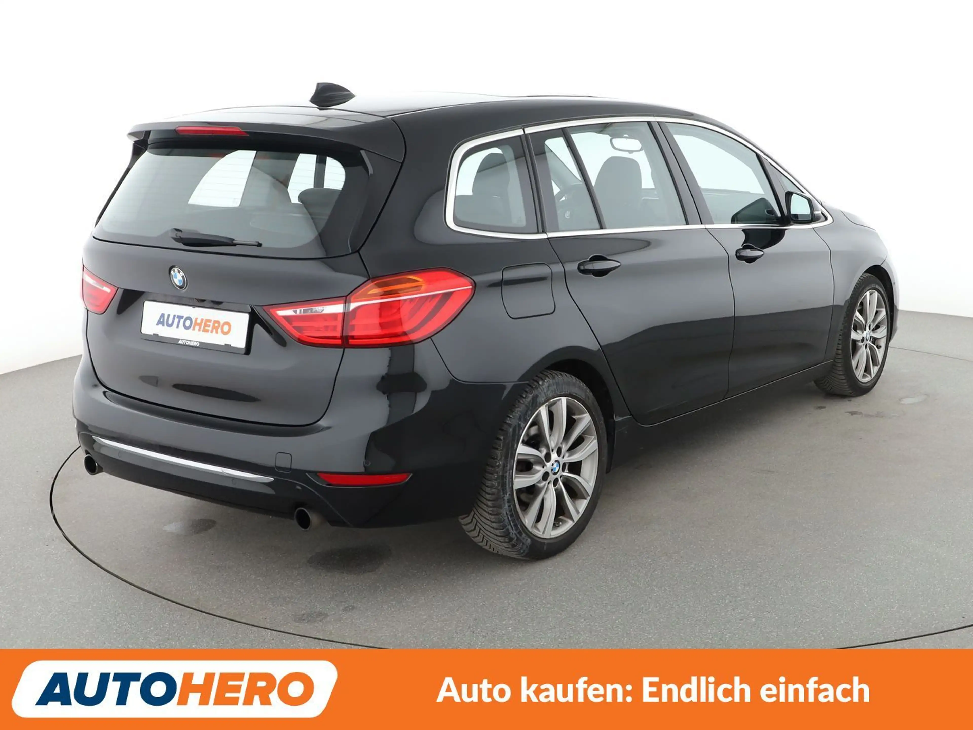 BMW 220 220i Gran Tourer Luxury Line Aut.*NAVI*LED*TEMPO* — photo 6