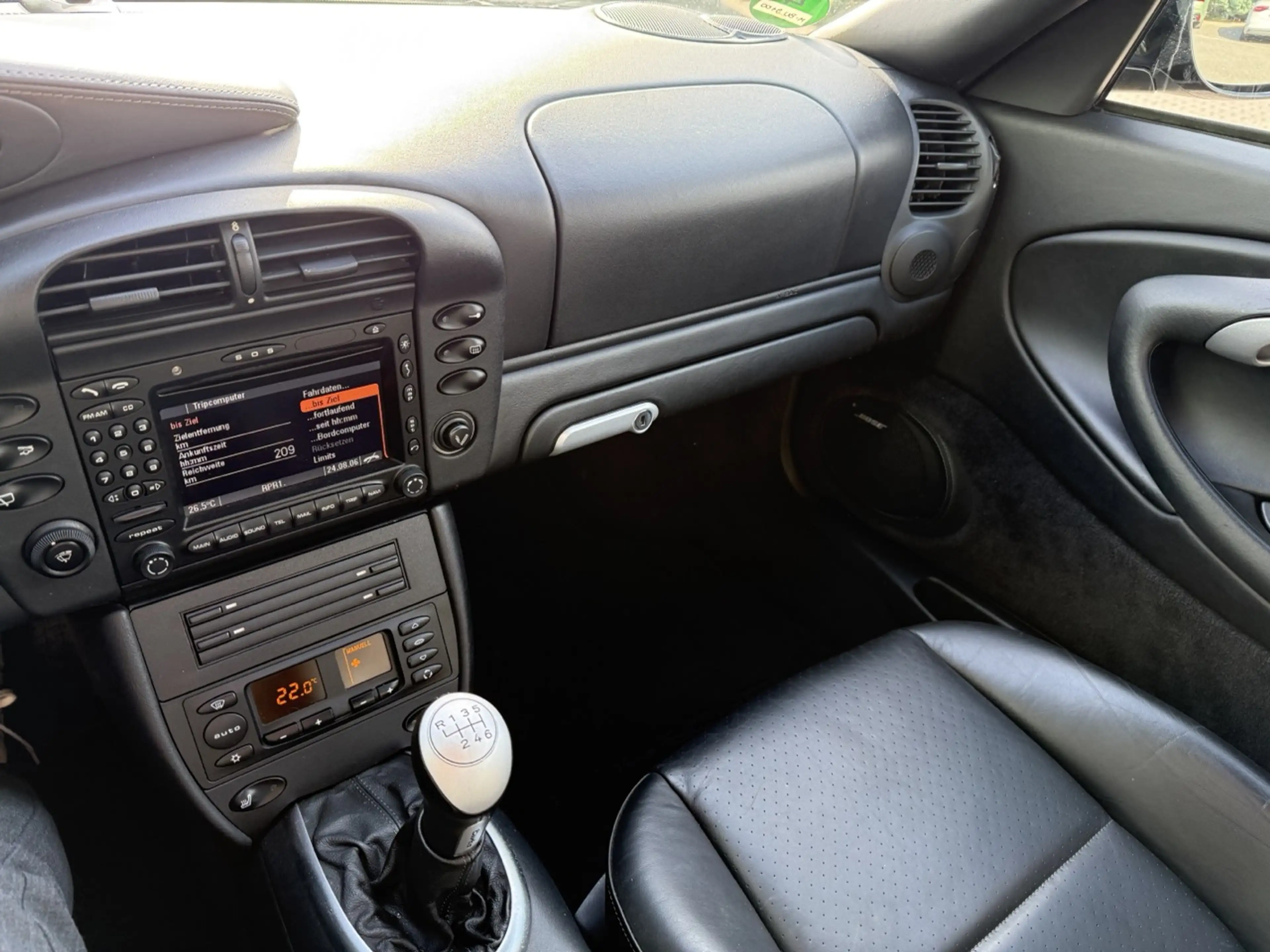 Porsche 996 Turbo Deutsch — photo 11