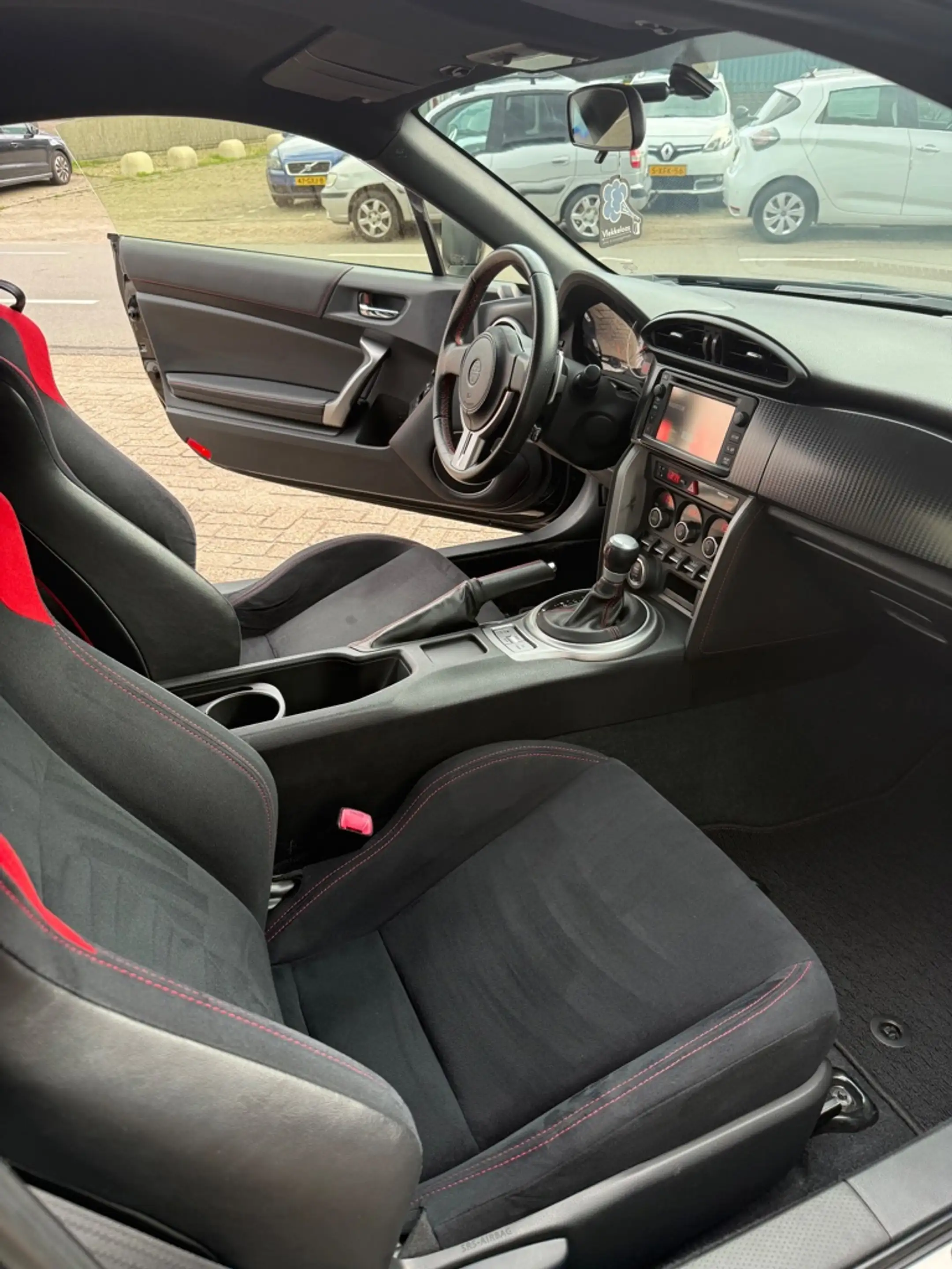 Toyota GT86 2.0 D-4S — photo 8