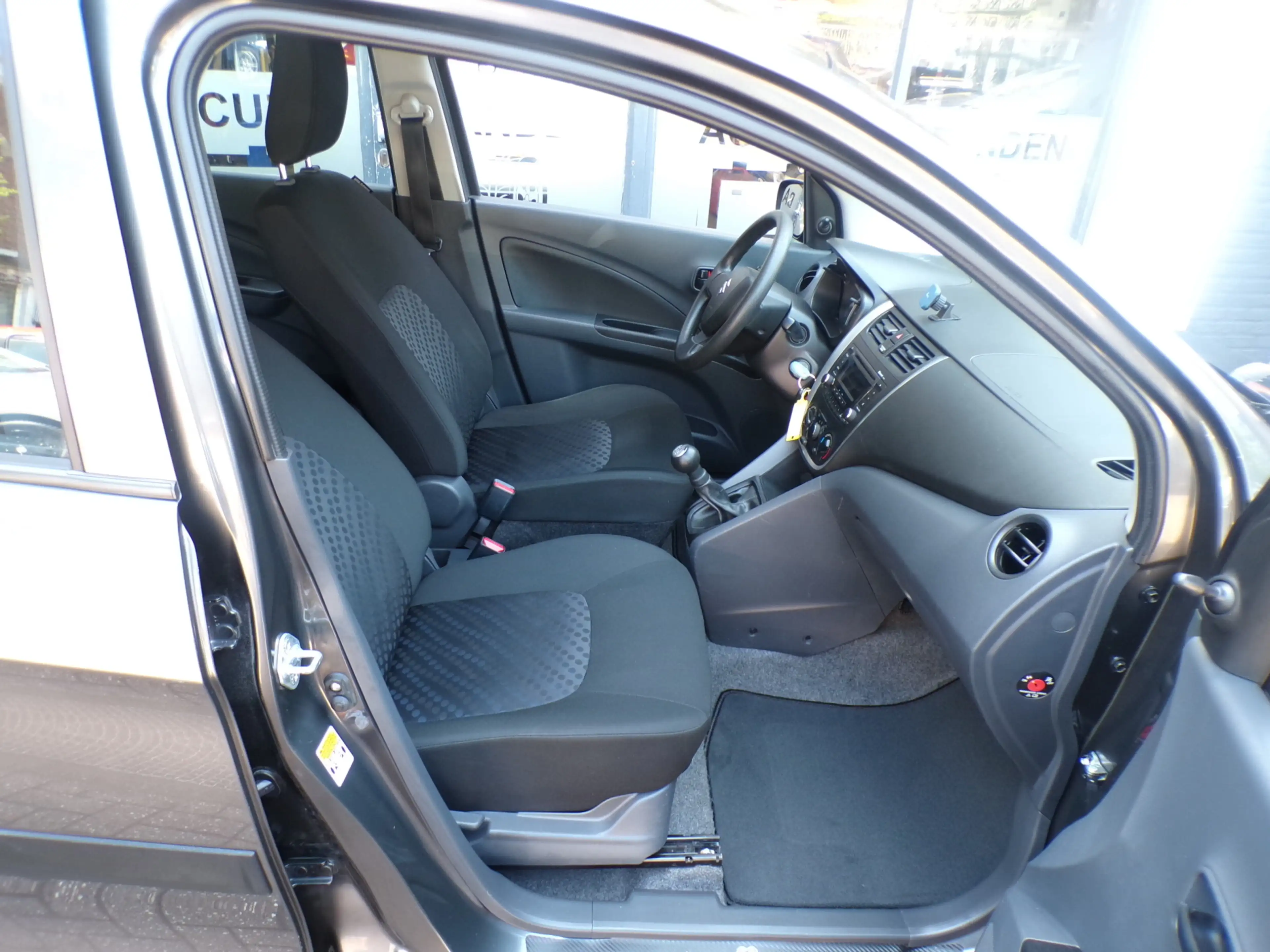Suzuki Celerio 1.0 Exclusive AIRCO,LMV,NIEUWE APK !!! LET OP DOND — photo 9