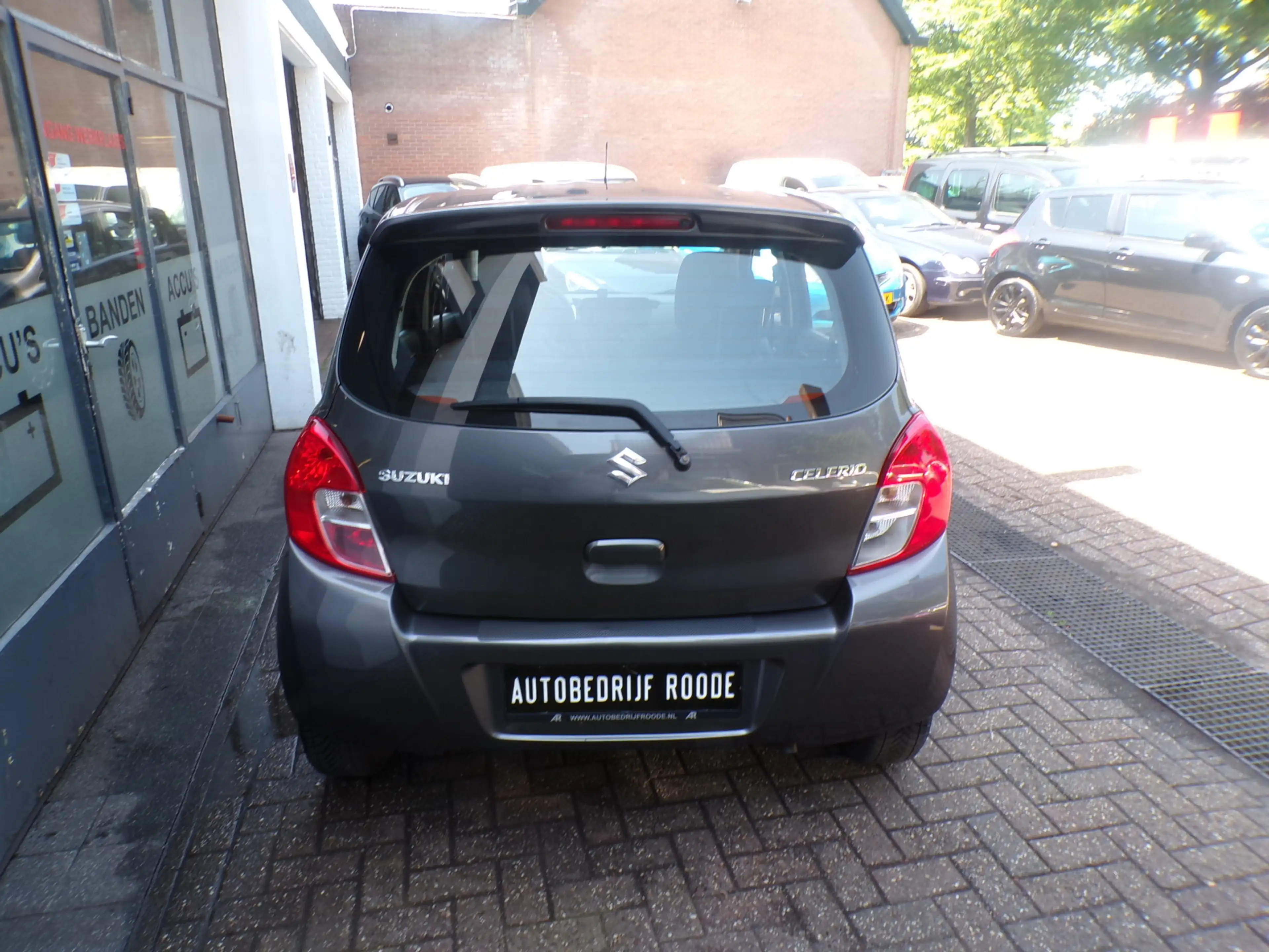 Suzuki Celerio 1.0 Exclusive AIRCO,LMV,NIEUWE APK !!! LET OP DOND — photo 7