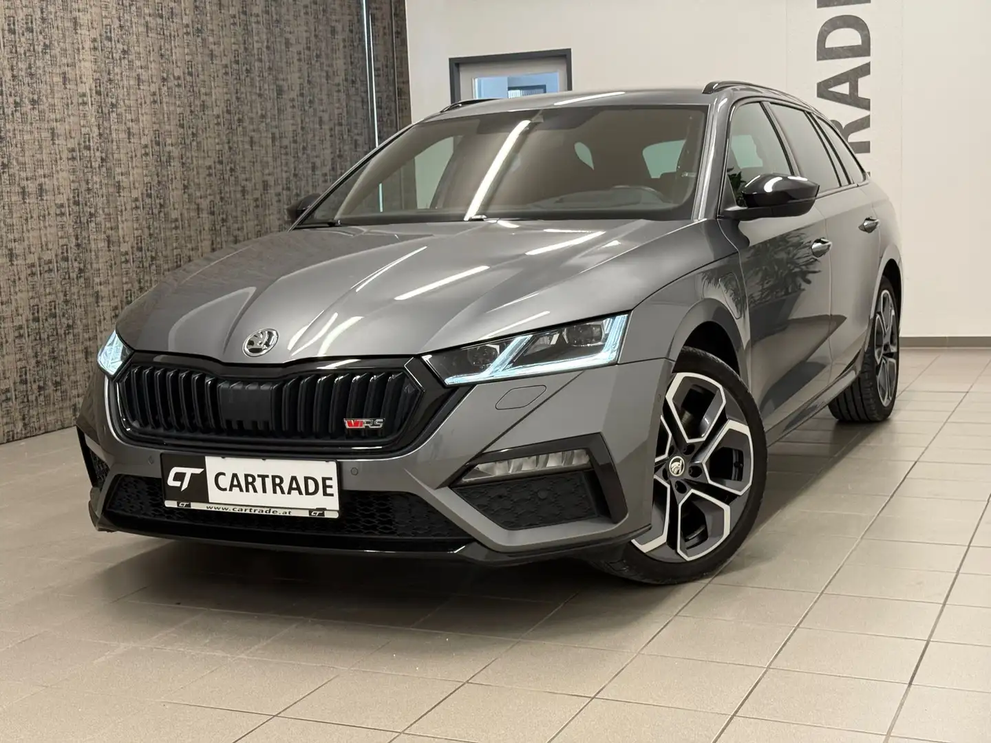 Skoda Octavia 1.4 TSI iV RS iV OPF Grau - 1