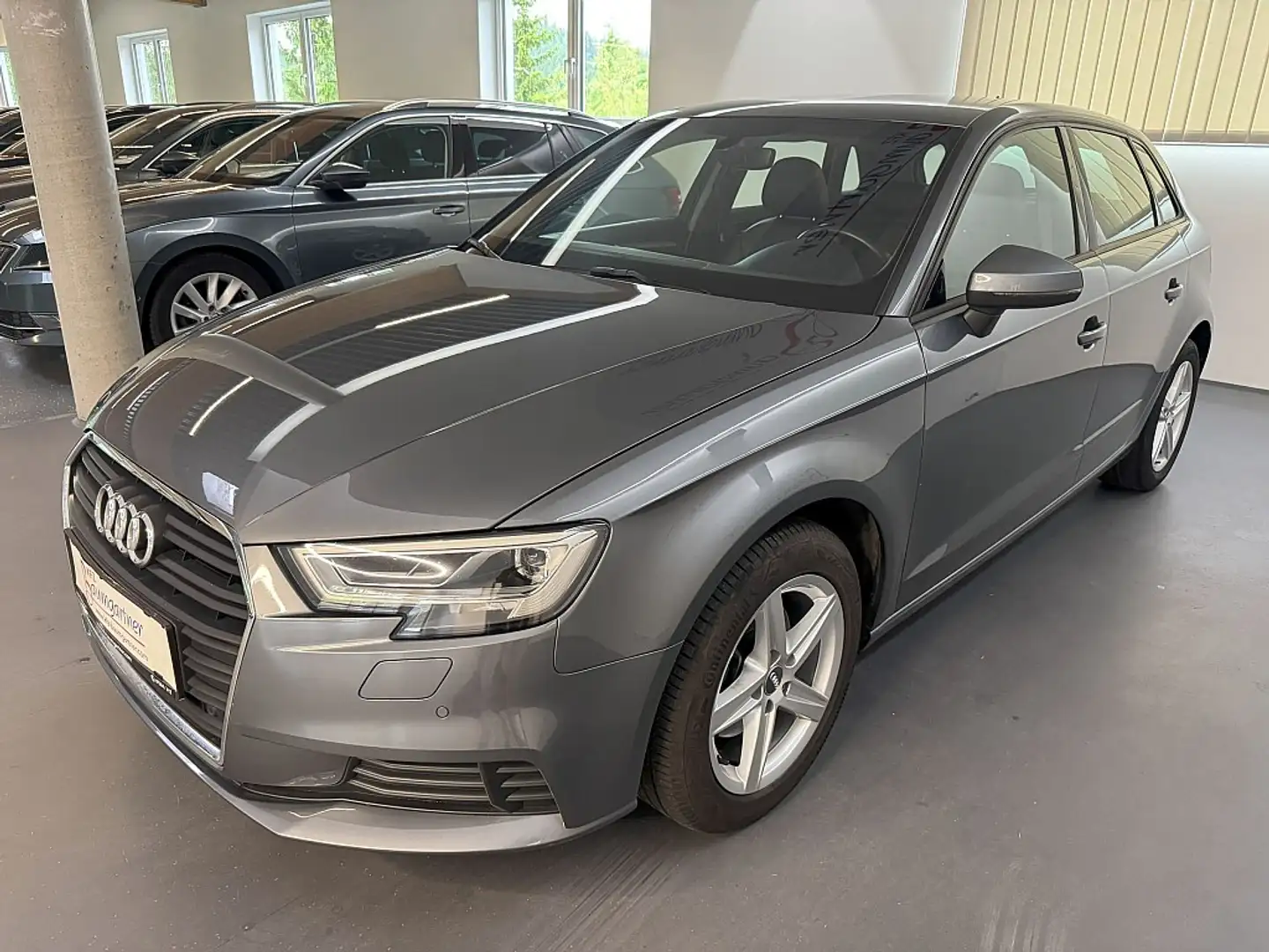 Audi A3 SB 30TDI S-tronic *LED*NAVI*Sitzheizung*Tempoma... Grau - 2