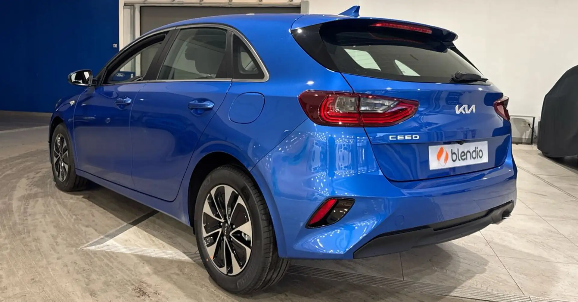 Kia Ceed / cee'd 1.0 T-GDI Drive 100 Azul - 2