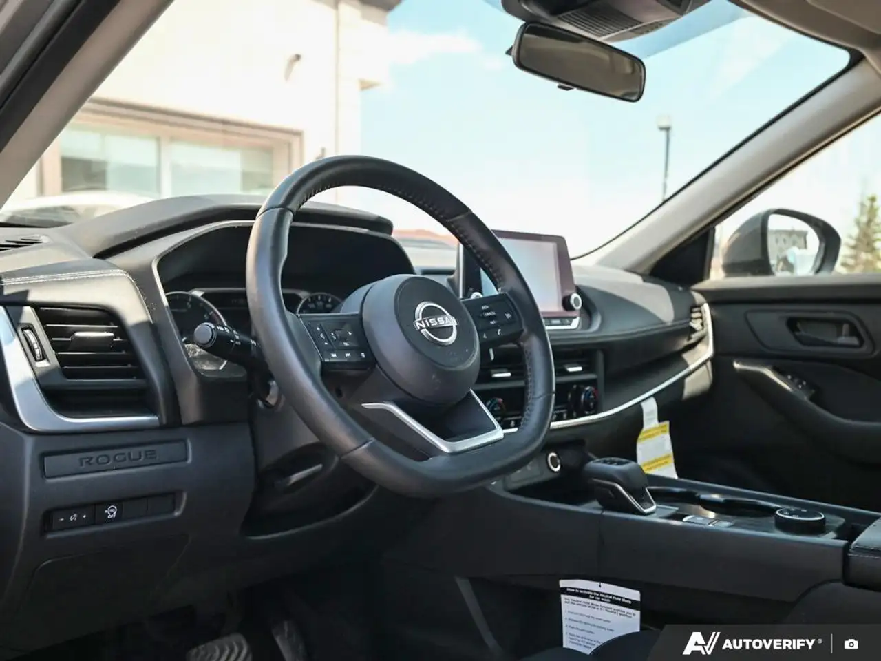 Nissan Rogue fotografie Nissan Rogue
