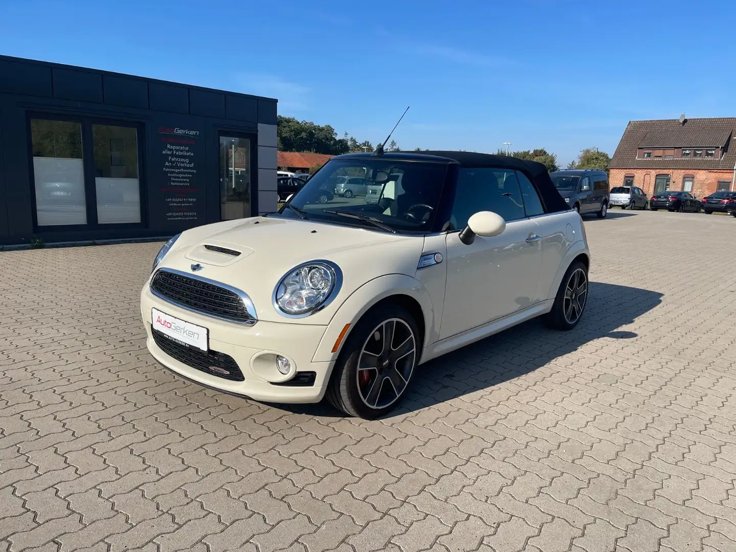 MINI John Cooper Works Cabrio 1HD Aerodynamik-Paket Weiß - 1