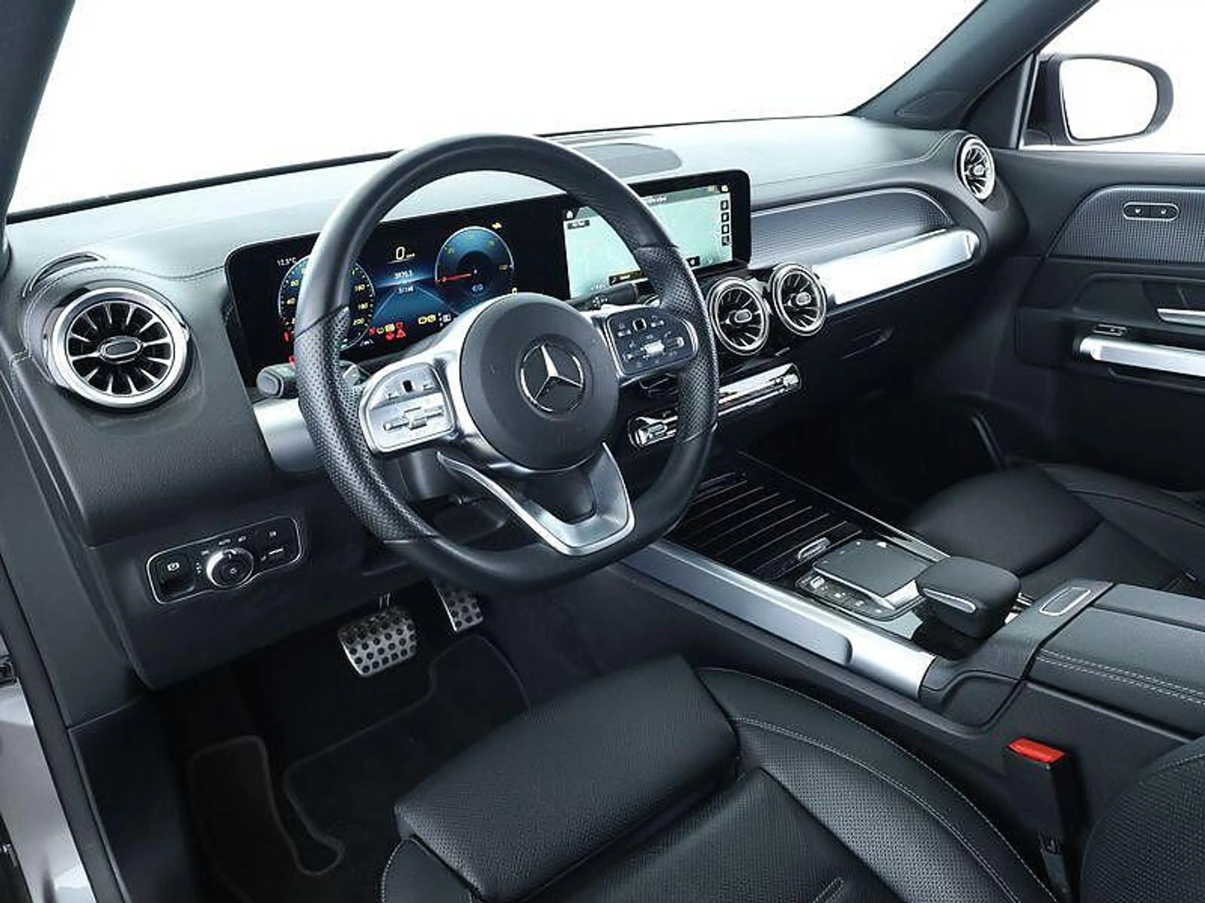 Mercedes-Benz EQB 350 4MATIC AMG LINE — photo 5