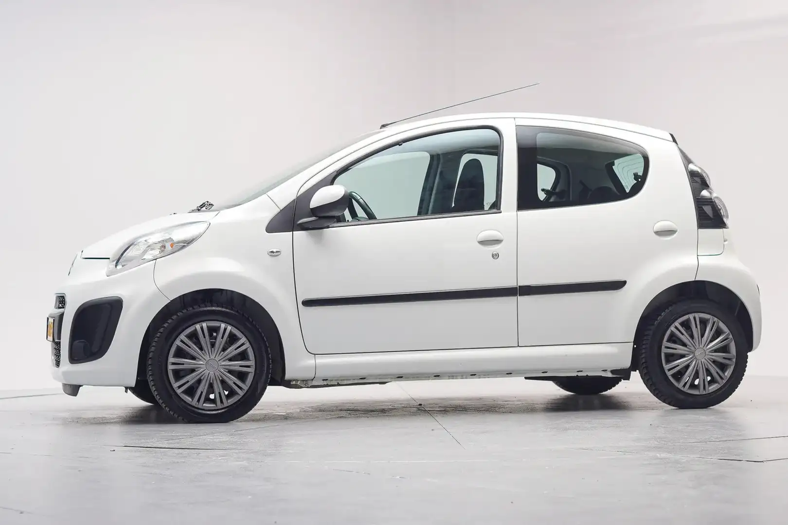 Citroen C1 1.0 Tendance Aut. [ Airco 5 DRS ] Wit - 2
